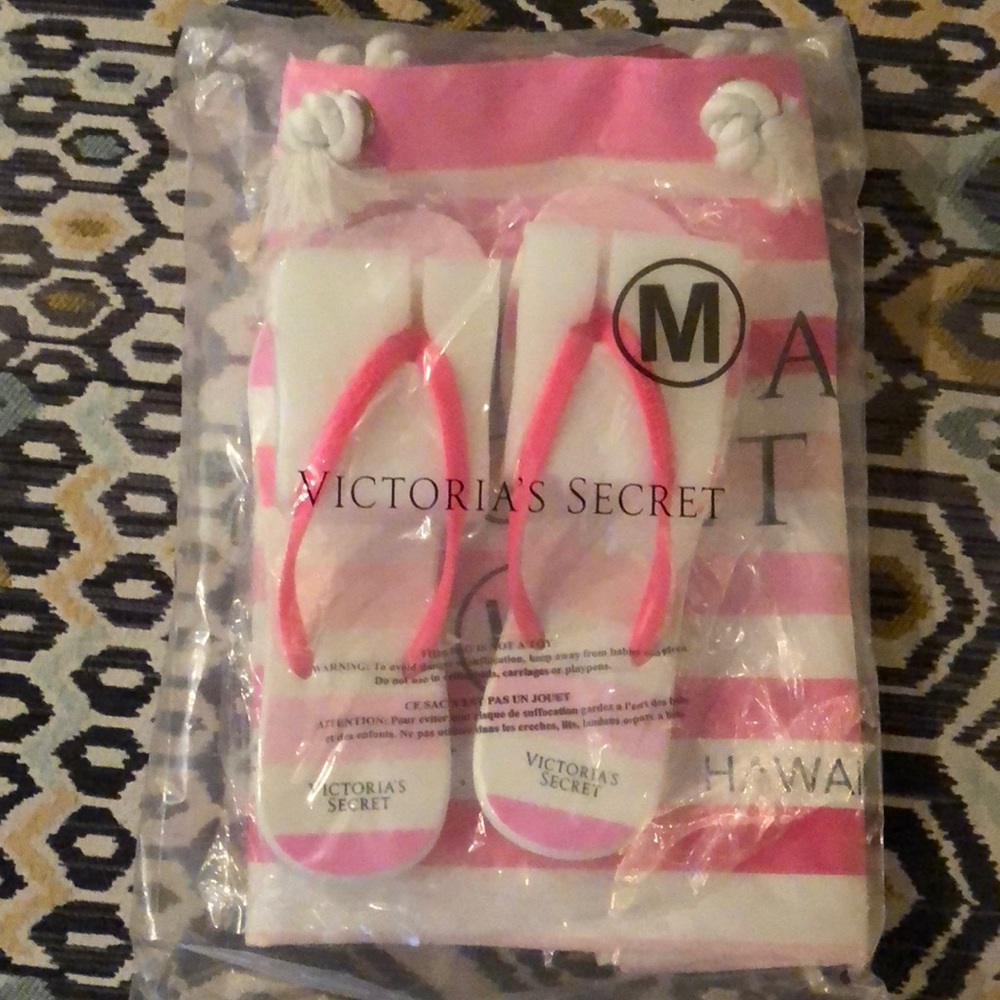 Victoria’s Secret Tote & Flip Flops
